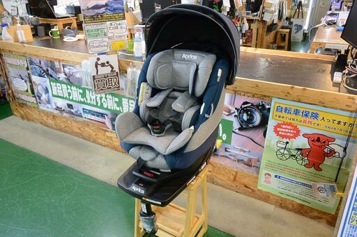 【愛品倶楽部柏店】アップリカ チャイルドシート クルリラプラス。 ベビー用品