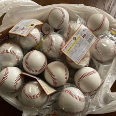 【ネット決済・配送可】野球のボール　全部で35球（硬球）