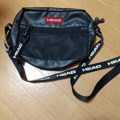 HEAD  黒のショルダーバッグ ②