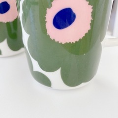 日本限定カラー マリメッコ マグカップ グリーン ピンク ネイビー ペア 廃盤品 日本限定カラー マリメッコ マグカップ グリーン ピンク ネイビー ペア