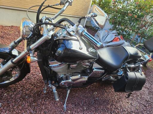 ホンダ　2004 Shadow(スラッシャー)400