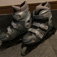 中古品 インラインスケート・ローラーブレード 24cm