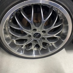 18インチホイール　215-40-18タイヤ付き　PCD114.3