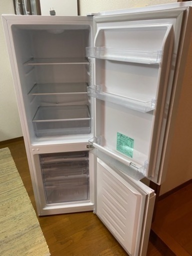 2021年製　Hisense冷蔵庫　175L 使用期間6ヶ月　値下げしましたー！