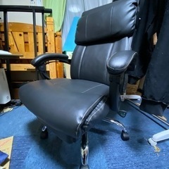 ニトリで買った椅子です