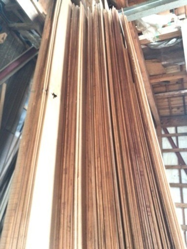 杉板 L4,000mm×9mm厚 80〜90枚