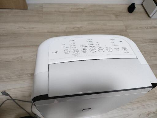 SHARP 衣類乾燥  CV-J120W
