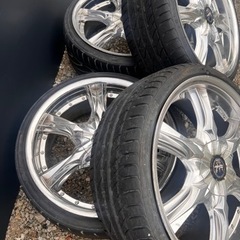 ✨ホイールタイヤセット　19インチ