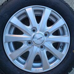 13インチ　スタッドレスタイヤ4本セット