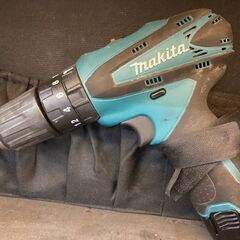 マキタ　充電インパクト＆ドリルコンボセット　TD090　HP330