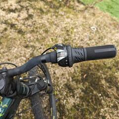 お話中 cannnondale 20インチ 男の子用 自転車 変速つき