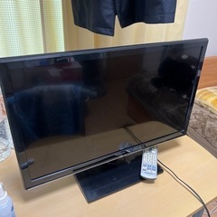 2013年製　Panasonic 24V型液晶テレビ