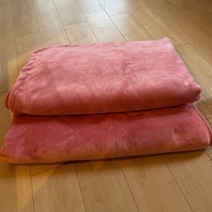 西川フランネル毛布2枚＋毛布1枚