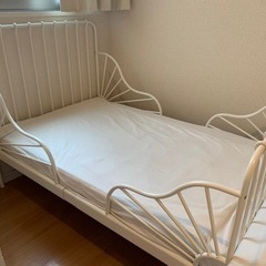 IKEA 伸縮ベッド　ホワイト