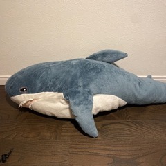 【IKEA】　サメのぬいぐるみ