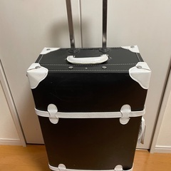 トランクケース　キャリーバッグ　スーツケース　ROMAN　ブラック