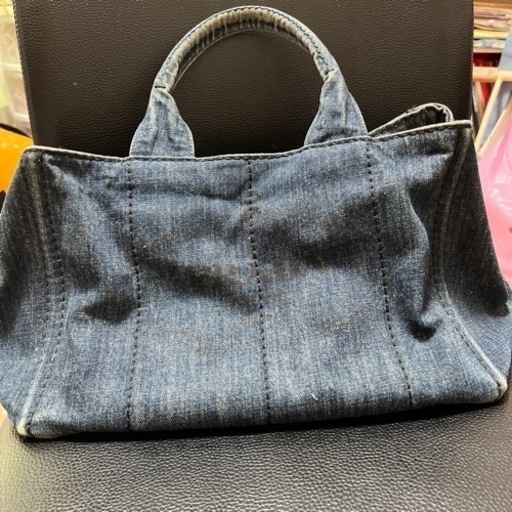PRADA カナパ