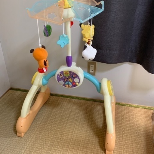 赤ちゃん用おもちゃ　ポケモンメリージム