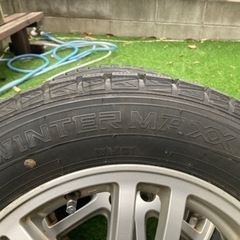 スタッドレスタイヤ　195/65-R15 セレナc25