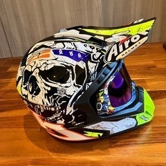 アイロー　ヘルメット　Airoh