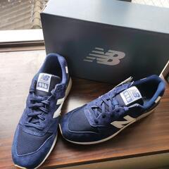 新品未使用 New Balance(ニューバランス) CM996　26.0cmNIKE air max Isla ナイキエアマックスアイラ サンダル ボーン