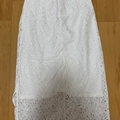 GU 白　レースタイトスカート