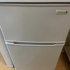 冷蔵庫　YAMADA YRZ-C09B1