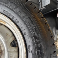 ブリジストン　ブリザック　スタッドレス　美品