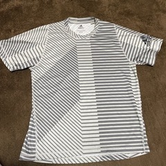 adidas Tシャツ