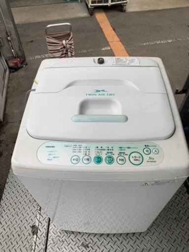 配送可能　TOSHIBA 全自動洗濯機　AW-305(W) 5Kg