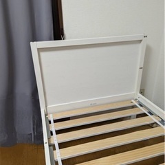 IKEA シングルベッド　フレームのみ