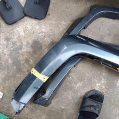 ランドクルーザーHZJ73純正フェンダー