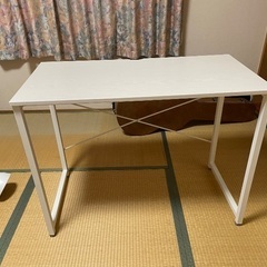 【ほぼ新品　ニトリ】テーブル　ホワイト