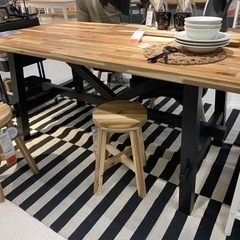 受付停止中。ダイニングテーブル スコグスタ skogsta IKEA