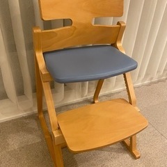 【極美品】アップライトチェア　ブルー