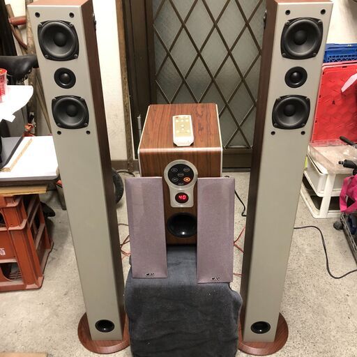 CAVジャパン　SW260　リモコン付き　2.1chホームシアターサラウンドスピーカー対応ウーファー＆トール型スピーカーセット　中古動作品②