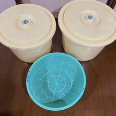 無料　漬物樽　桶　プラスチック　２０型　３０型　濾しザル付き　酵...