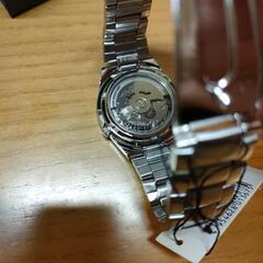 決まりました　新品 SEIKO5 自動巻メンズ腕時計 スケルトンバック ブルー文字盤