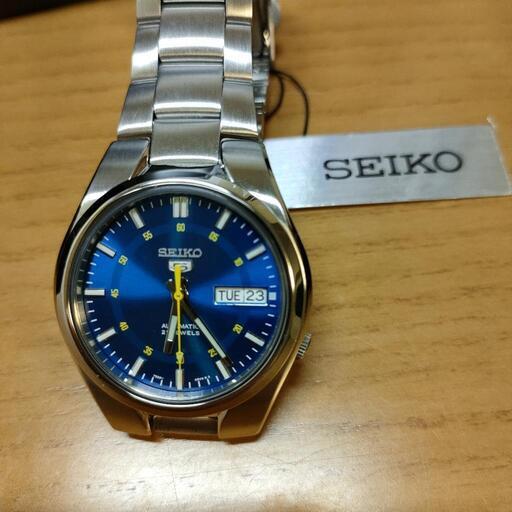決まりました　新品 SEIKO5 自動巻メンズ腕時計 スケルトンバック ブルー文字盤