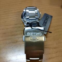決まりました 新品 SEIKO5 自動巻メンズ腕時計 スケルトンバック