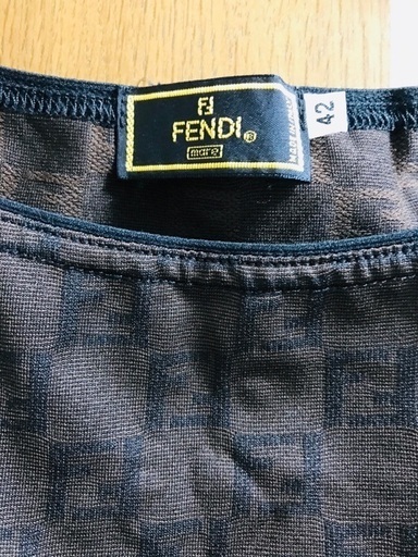 3点セット正規品 フェンディ Fendi ズッカ柄 Tシャツ 茶色 | qms