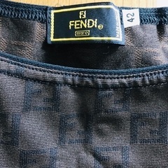 3点セット正規品 フェンディ Fendi ズッカ柄 Tシャツ 茶色