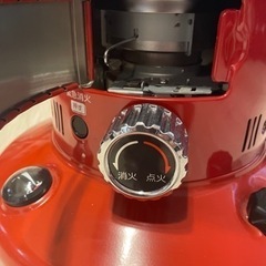 トヨトミ　レインボー石油ストーブ　人気カラーレッド　おまけ付き トヨトミ レインボー石油ストーブ 人気カラーレッド おまけ付き