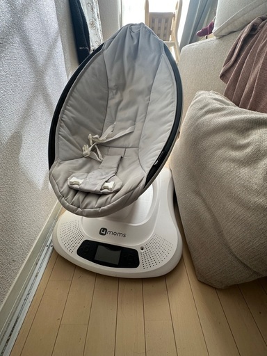 電動バウンサー　ママルー　4moms