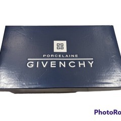 GIVENCHY デザートセット