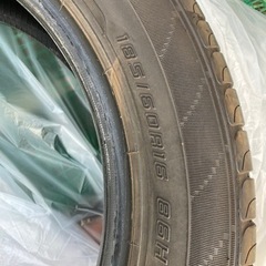 夏タイヤ　185/60R16