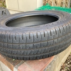 夏タイヤ　185/60R16