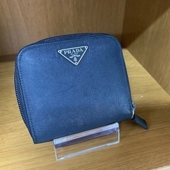 PRADA　プラダ　ナイロン製２つ折り財布　リサイクルショップ宮...