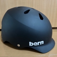BERN／ヘルメット