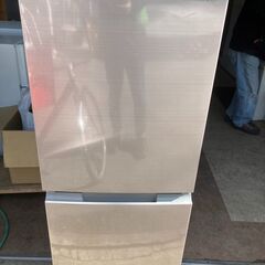 ☆中古￥22,000！【会員価格￥22,000】SHARP 152㍑2ドア冷蔵庫 家電 